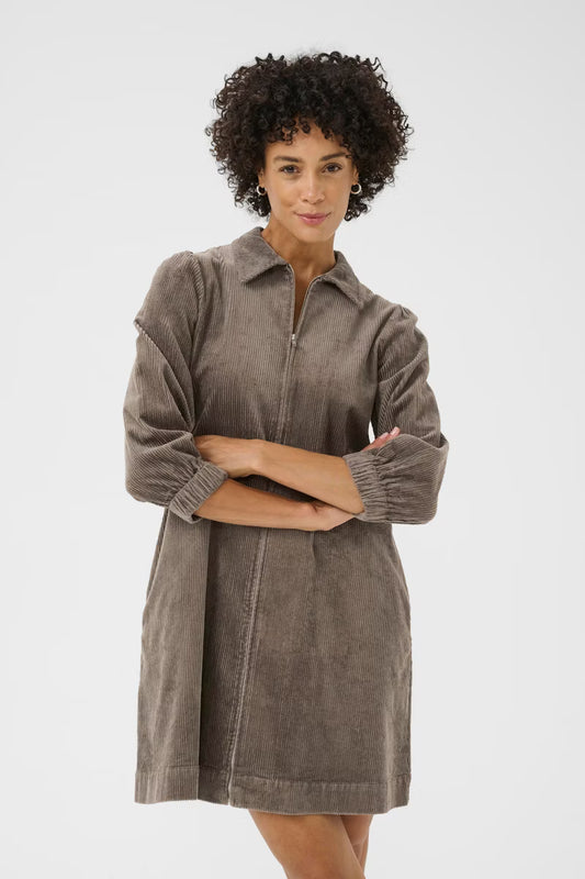 PART TWO EYVORS FALCON