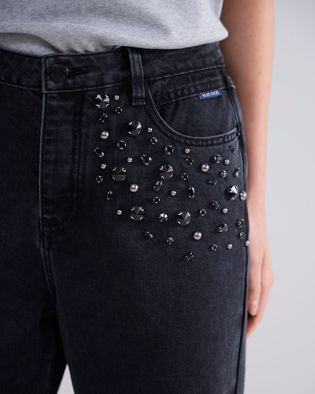 SUMMUM BLACKE DENIM JEANS WITH STON