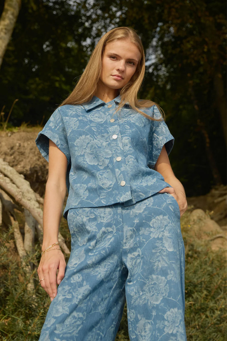 RUE DE FEMME HIKI VEST SKY BLUE