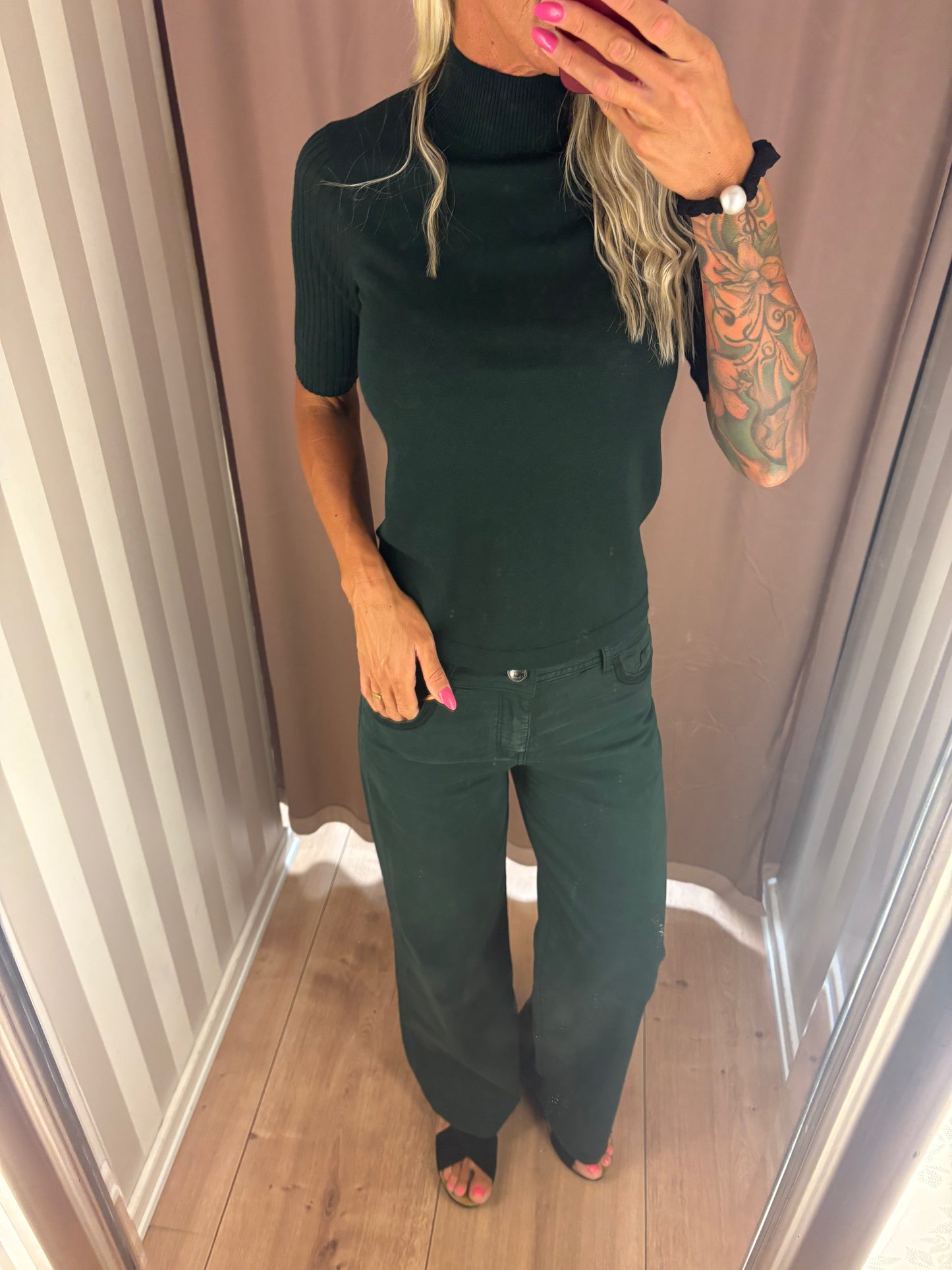 MM RELENA TURTLENECK KNIT SCARAB