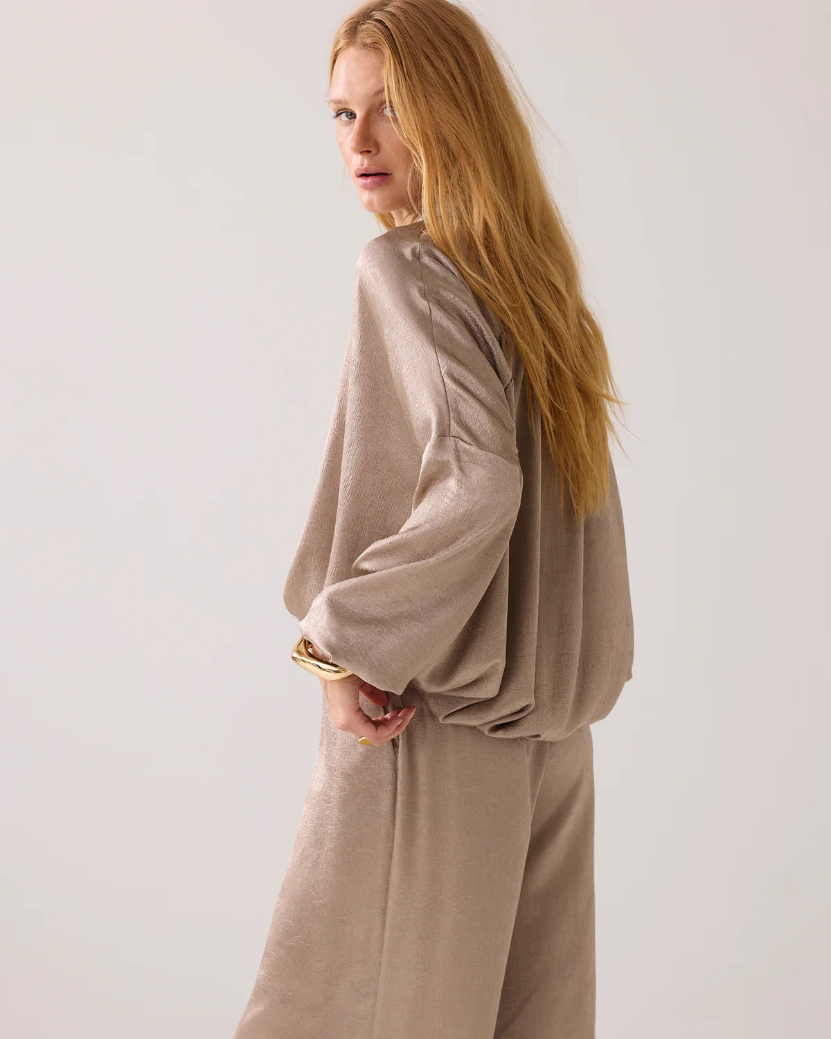 SUMMUM BLOUSE CRINKLE SATIN FUNGHI