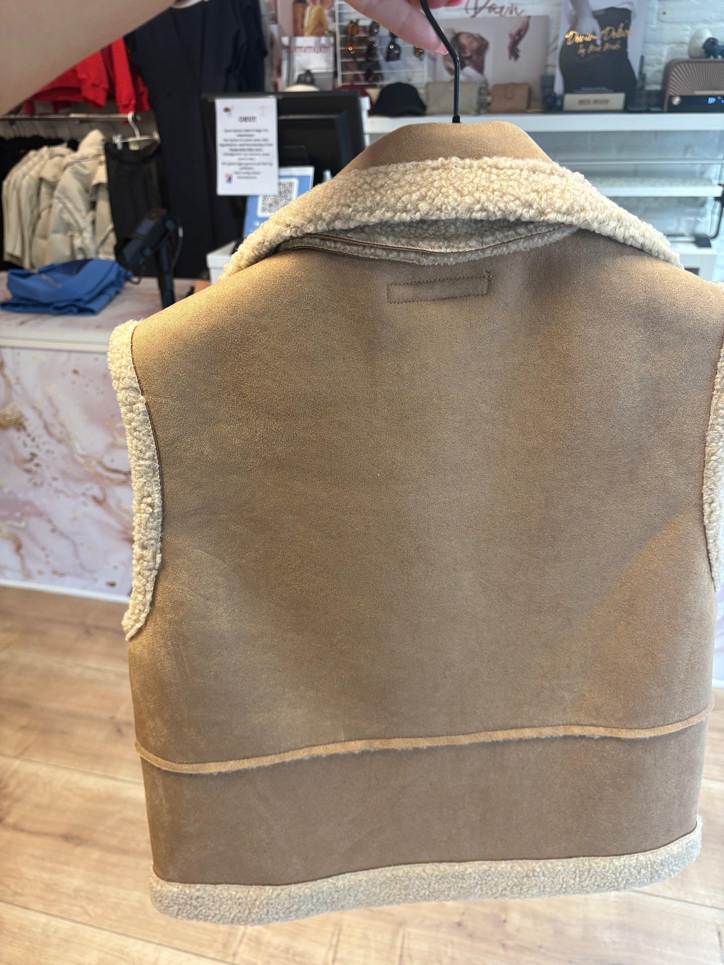 RED BUTTON TEDDY WAISTCOAT ALMOND