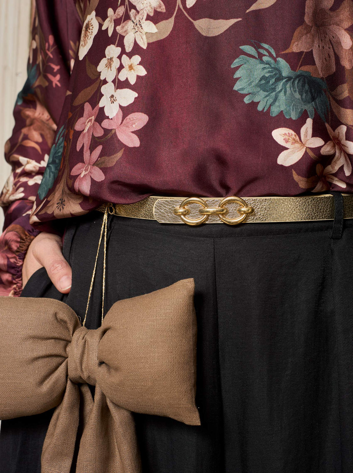 BCLOTUS BELT GOLD COLOURED