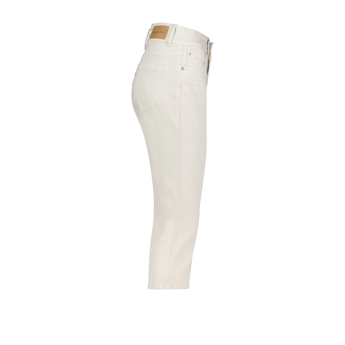 Red Button, Romy Capri Pearl