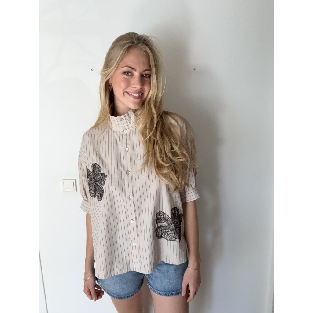CONTINUEJESSIE STRIPE HIGH NECK SAN