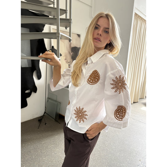 CONTINUE EMILIA WHITE BROWN EMB