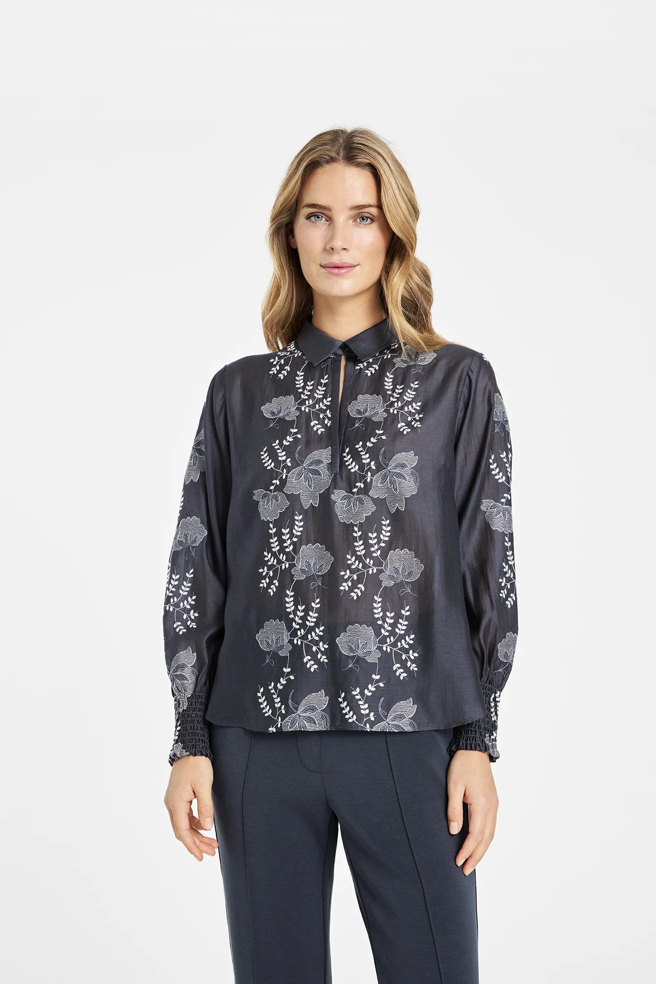 GUSTAV BAYANNA BLOUSE 1981