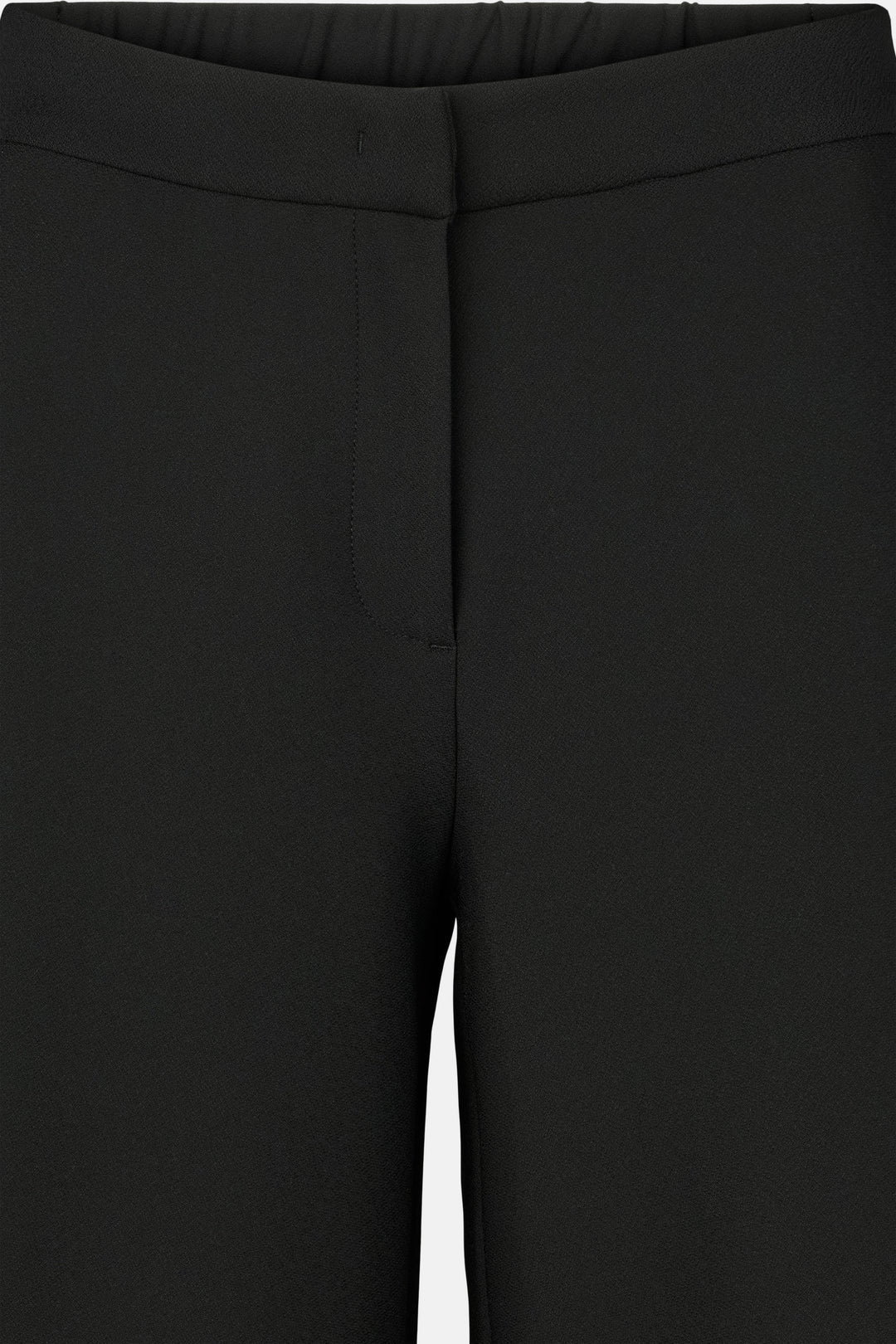 RDFCOMFYNENA BERMUDA SHORTS BLACK