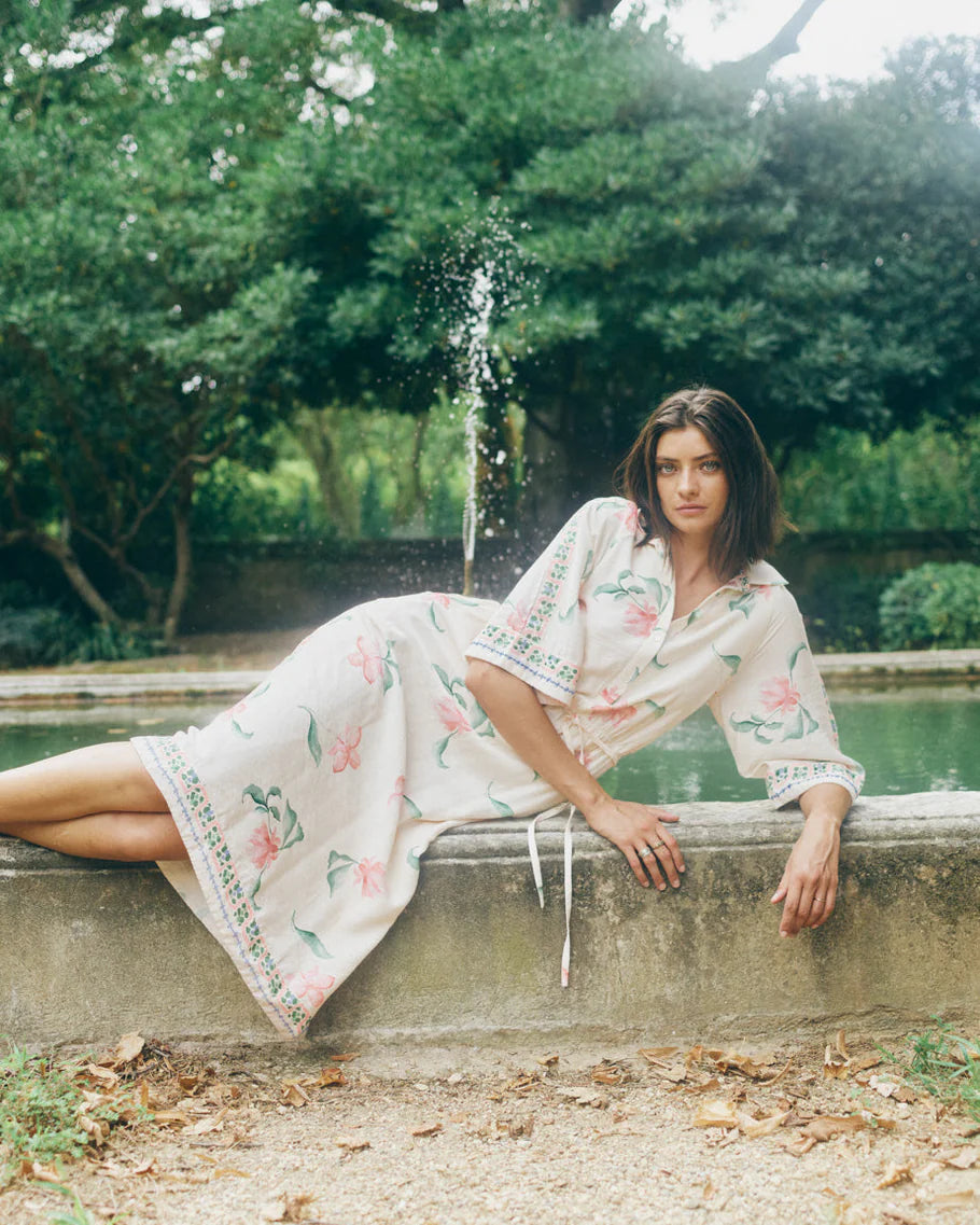 MM BUNNO BIG ORCHID DRESS ECRU