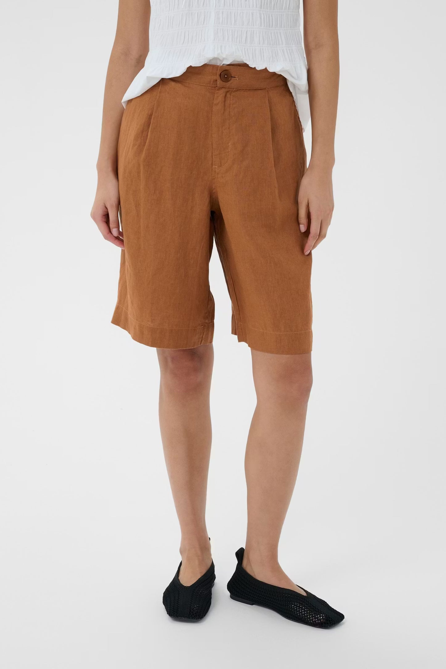 PART TWO BERNIA SHORTS ARGAN OLI