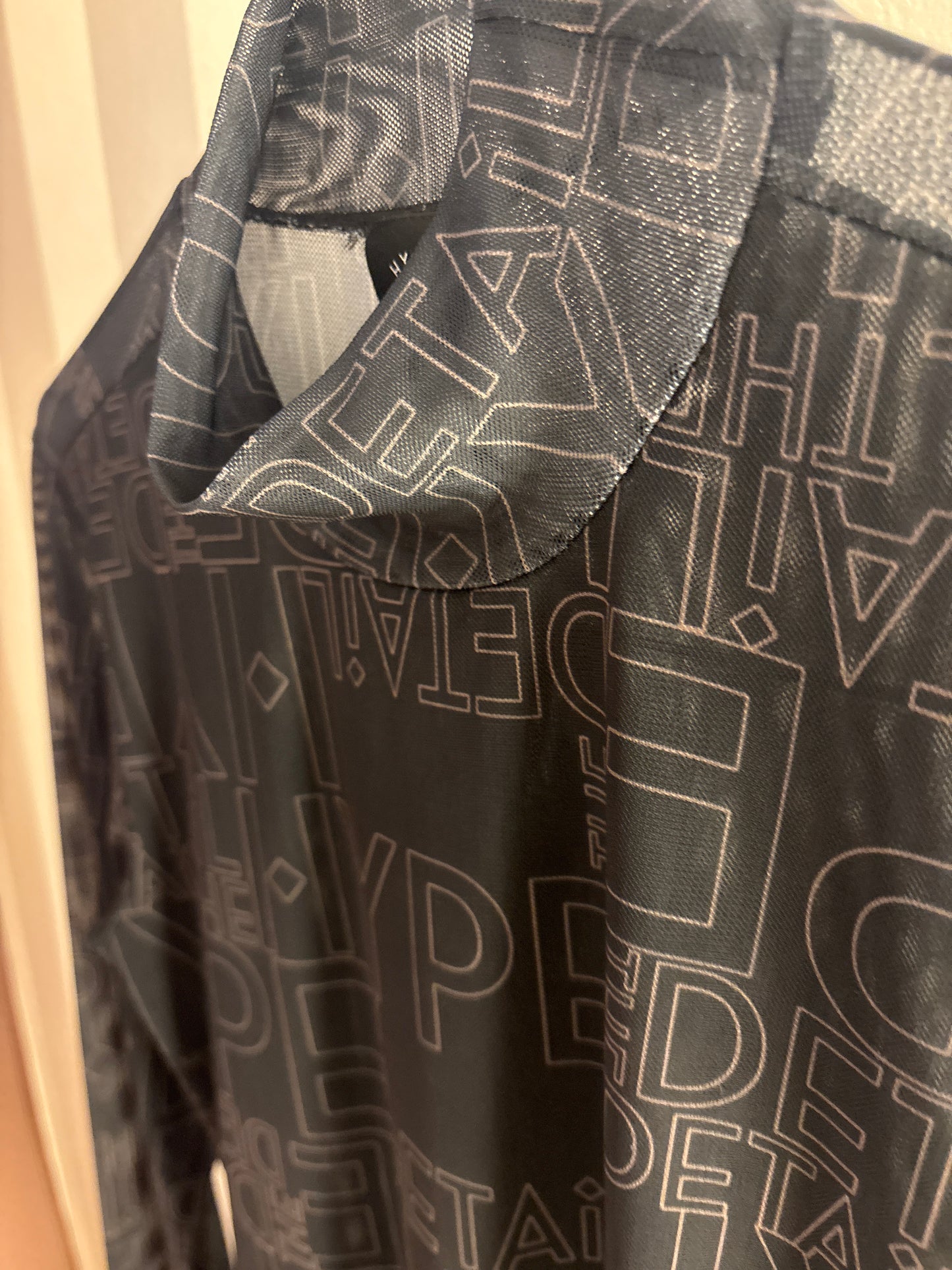 Hype Detail Blouse w/print Black