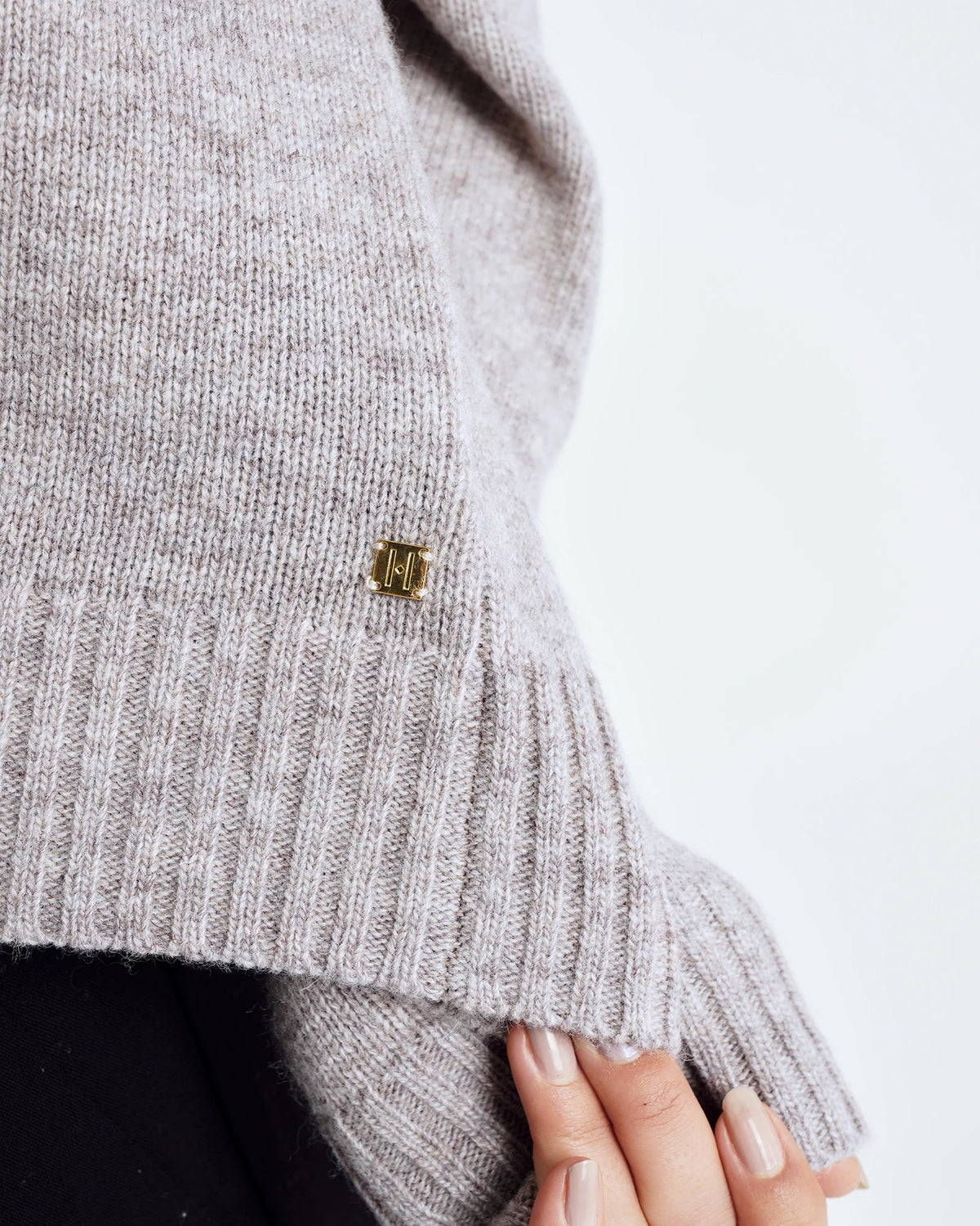 HTD CARDIGAN SAND