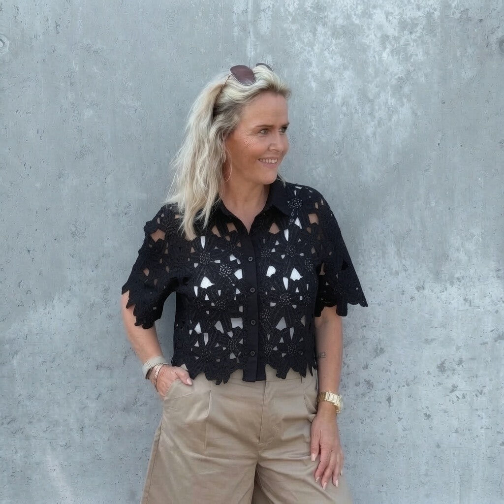 T&S CHERRY LACE SHIRT