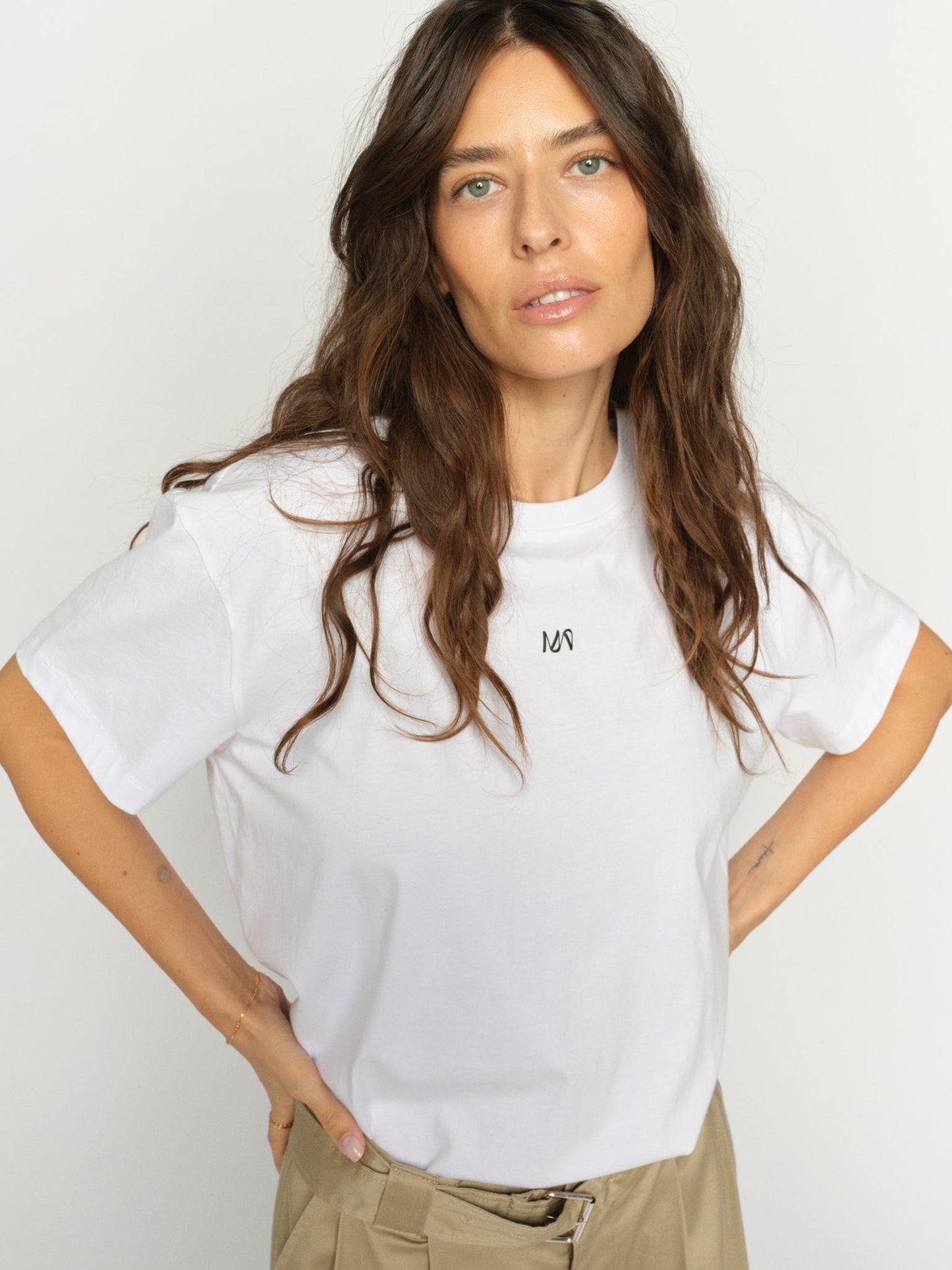 MM LAIL O-SS CHERRY TEE WHITE