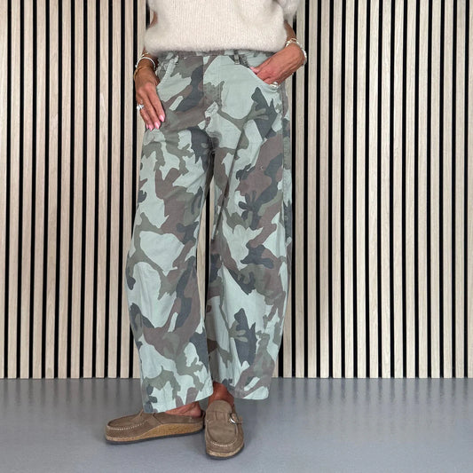 CABANA BUKS BEIGE CAMO