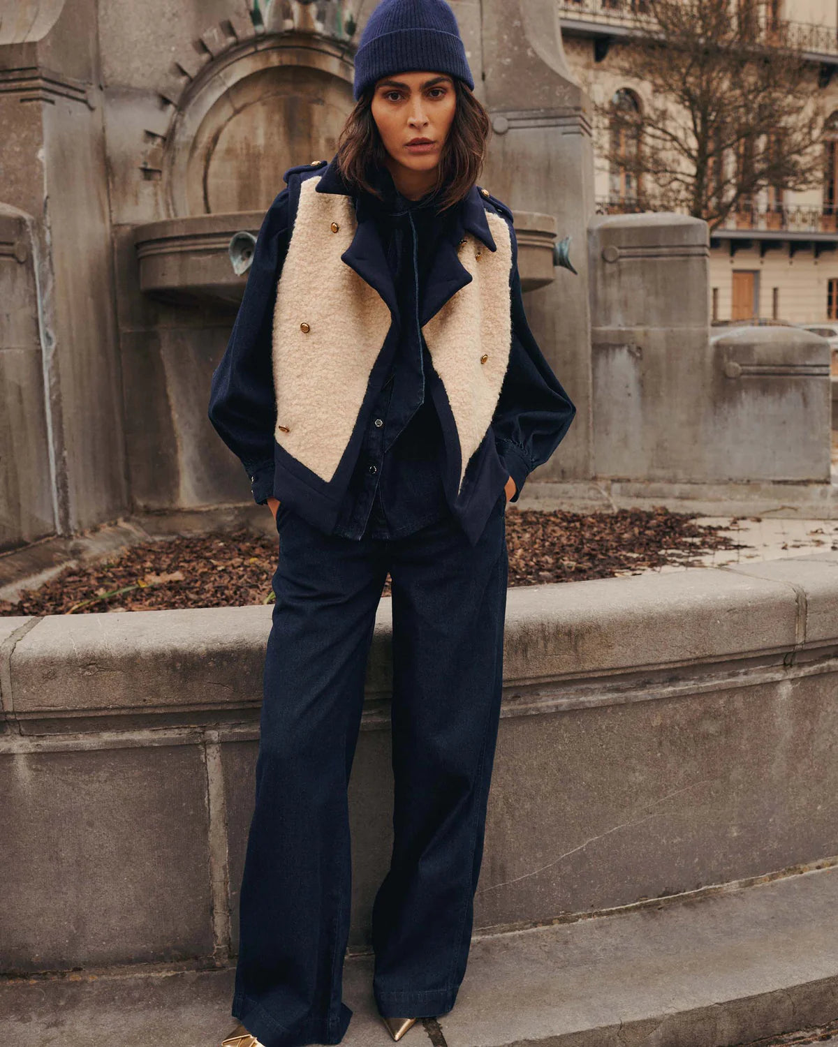 SUMMUM GILET BOUCLE VEST BLUE