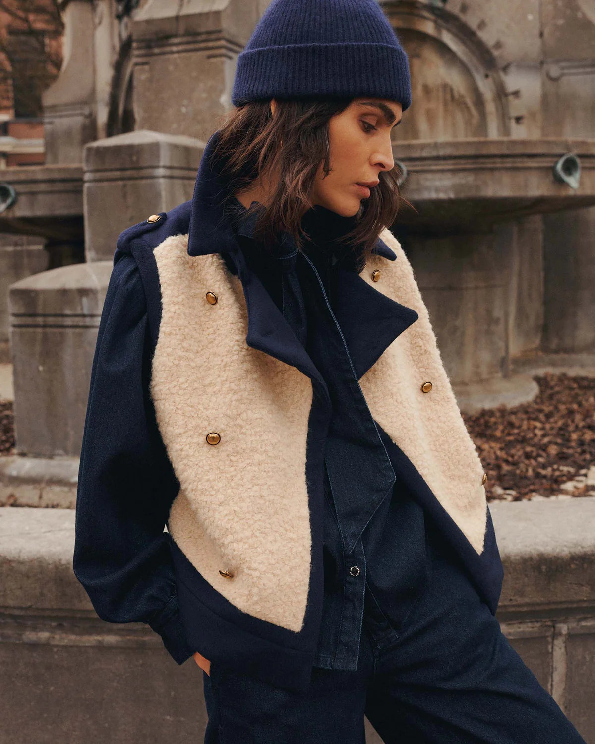 SUMMUM GILET BOUCLE VEST BLUE