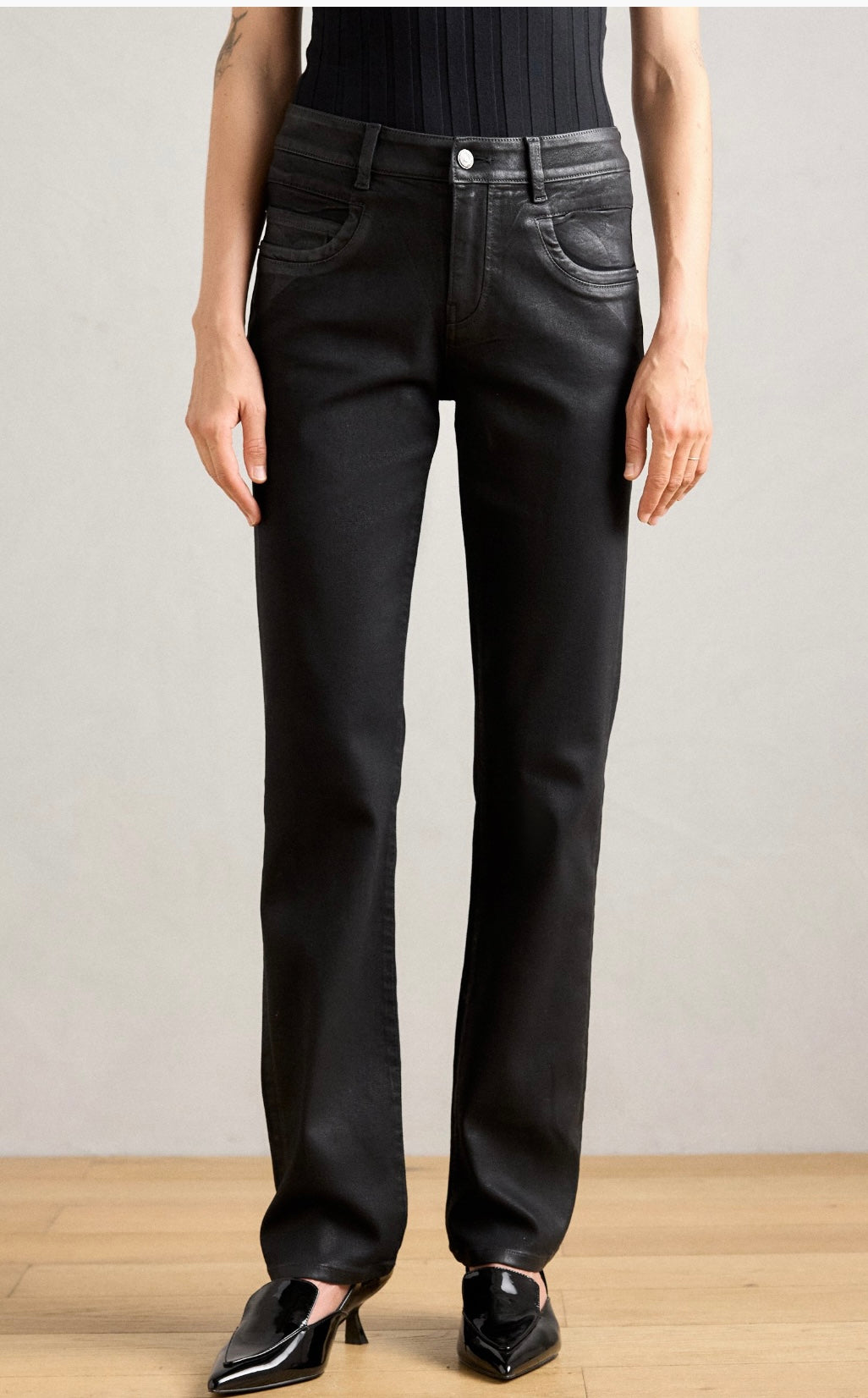 MM CARLA NAOMI COATED PANT BLACK