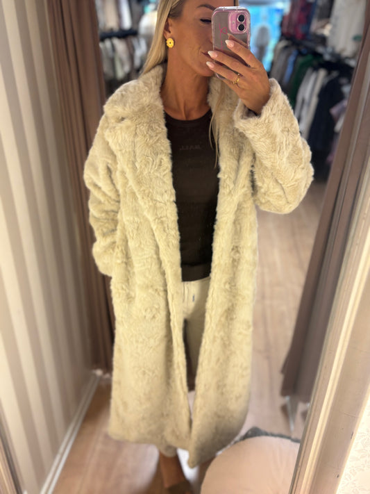 KBBOLINDA FUR COAT EGRET