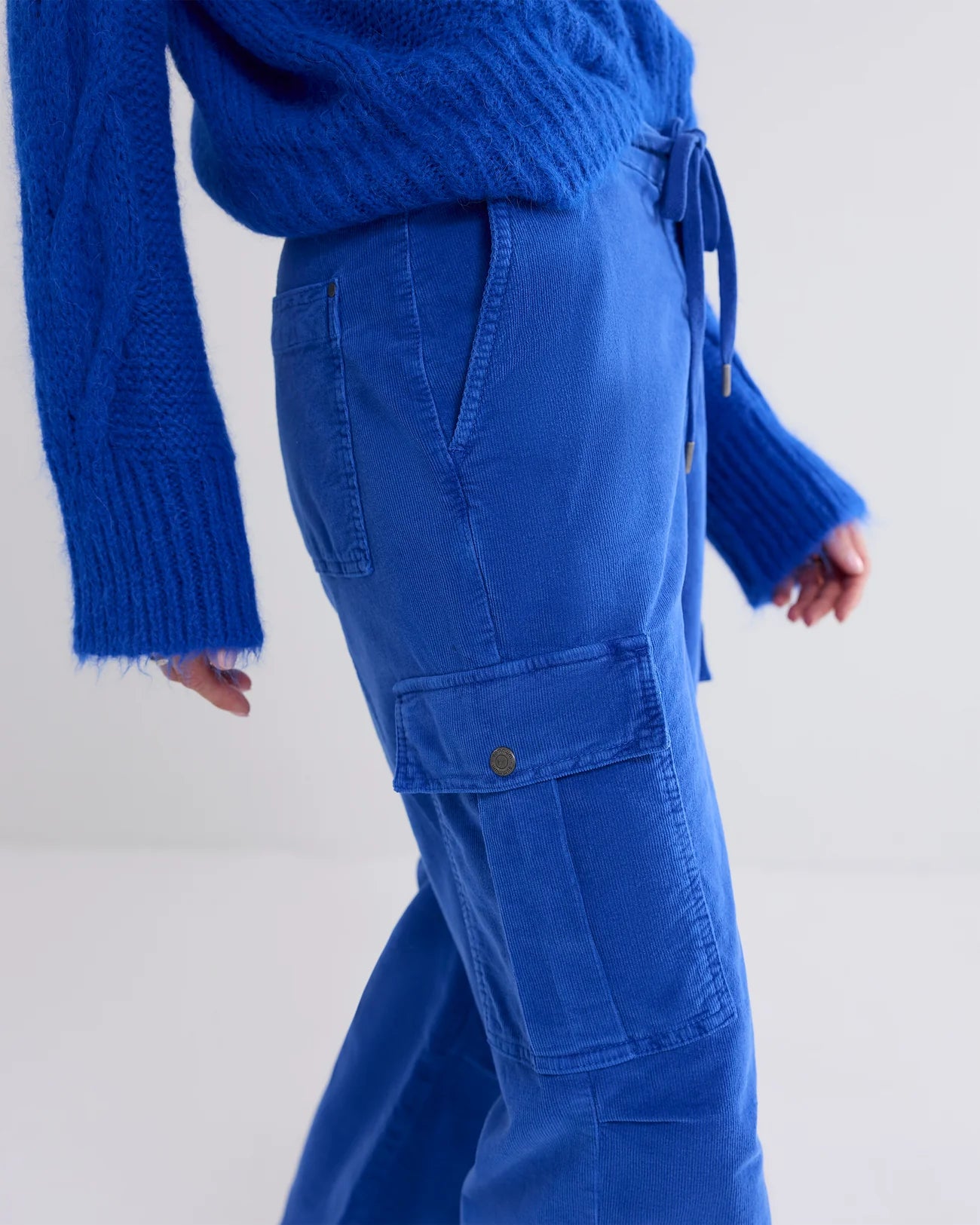 SUMMUM ROYAL BLUE CARGO PANTS SOFT