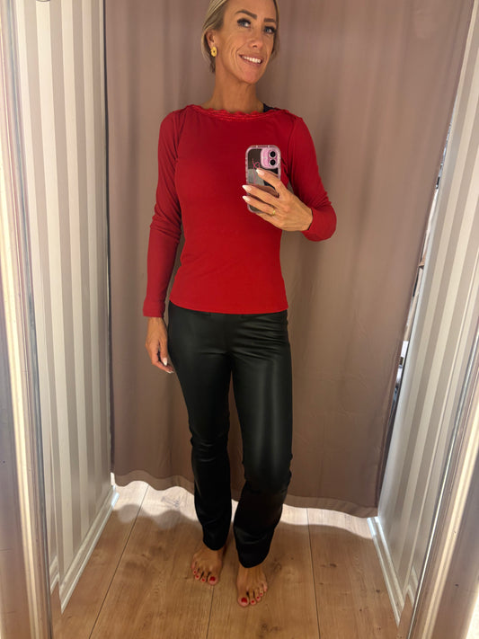 VILA ANNACA LACE BOATNECK RED