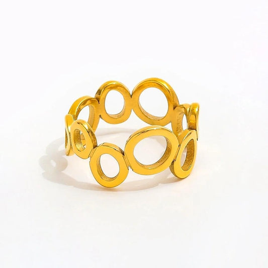 munn Studios Circle 18K-6 R215