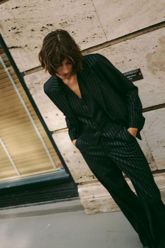 PT VANILLA BLACK METALLIC STRIPE
