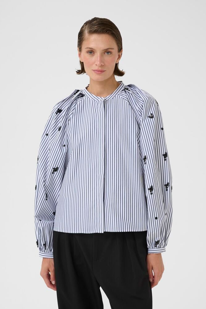 KBS KBEGONI BLOUSE OMBRE BLUE STRIP