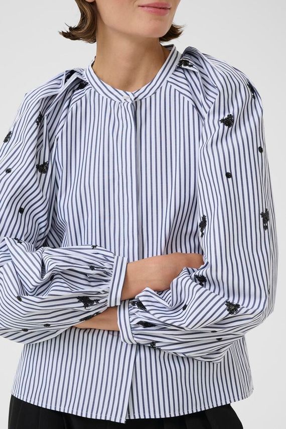 KBS KBEGONI BLOUSE OMBRE BLUE STRIP